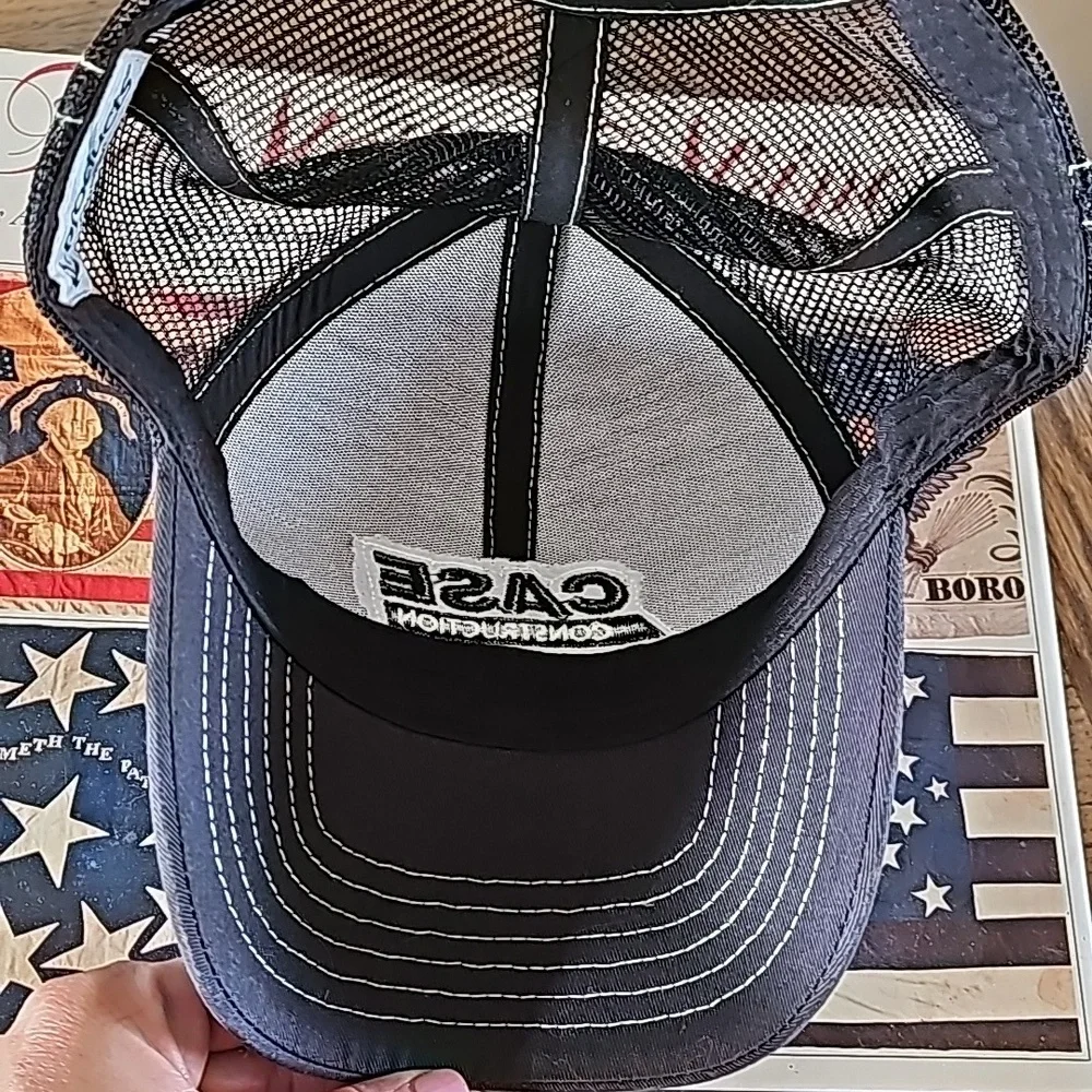 Case hat - Picture 2 of 2